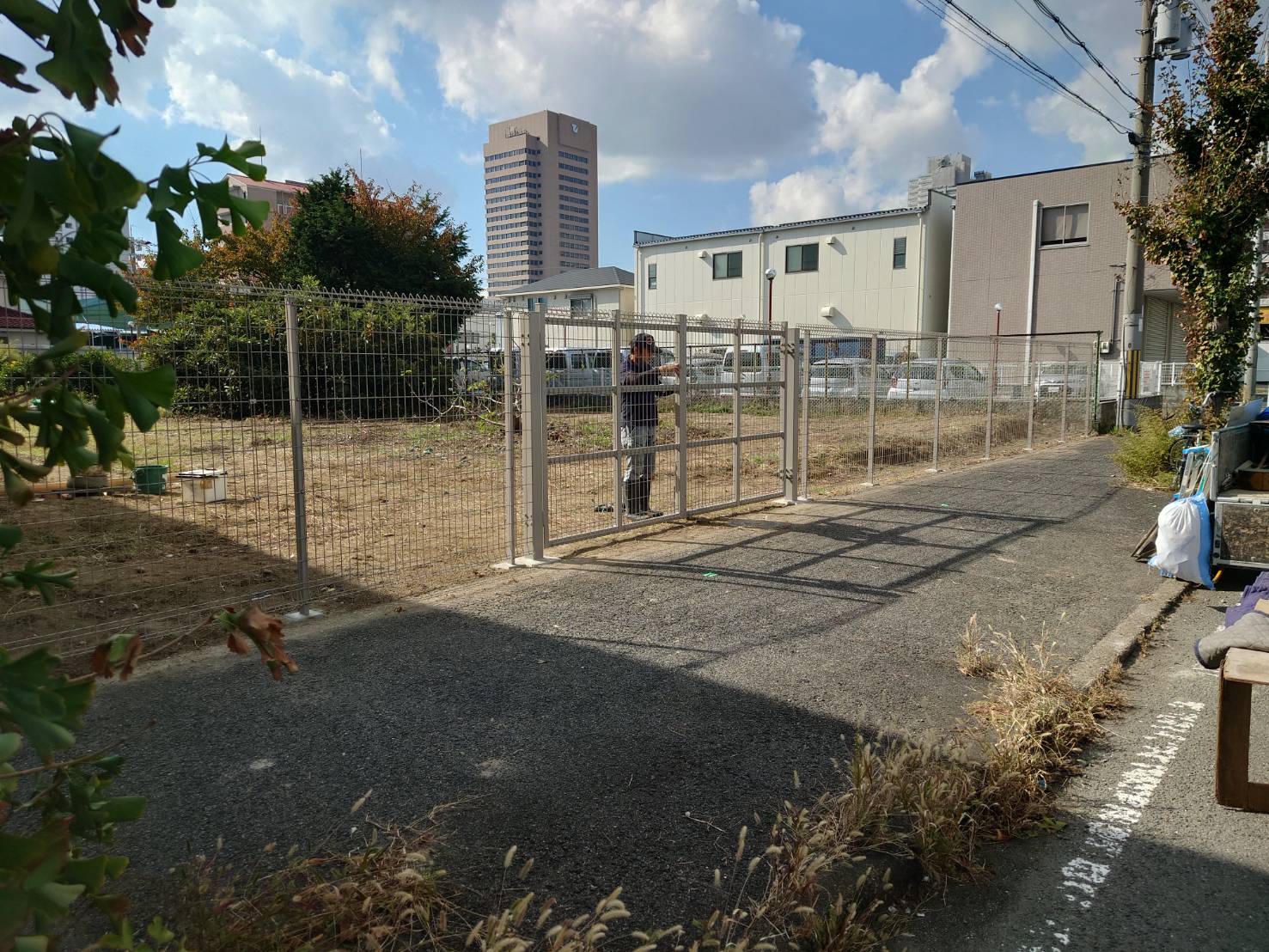 フェンスの取り替え工事　東大阪市